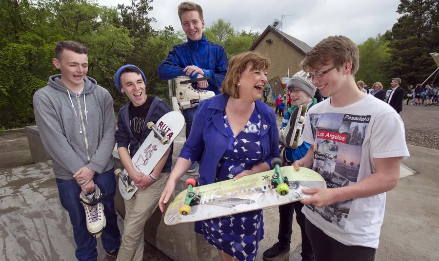 Fiona Hyslop, Cabinet Secretary for Culture, Europe and External Affairs, visited The Vennie Youth Club in Livingston