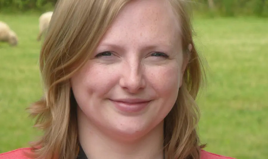 Ffion Davies, Cydlynydd Gwirfoddolwyr yn Amgueddfa Cymru