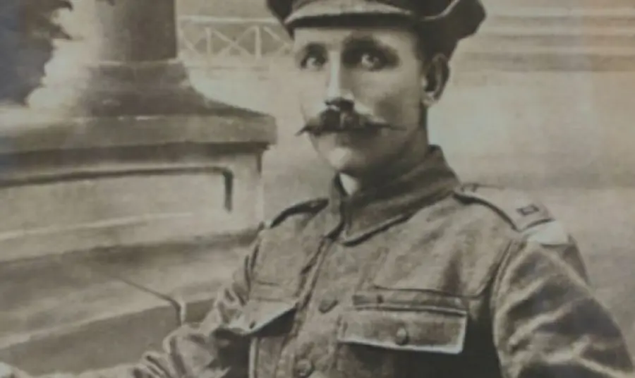 Robert Quigg VC in army uniform