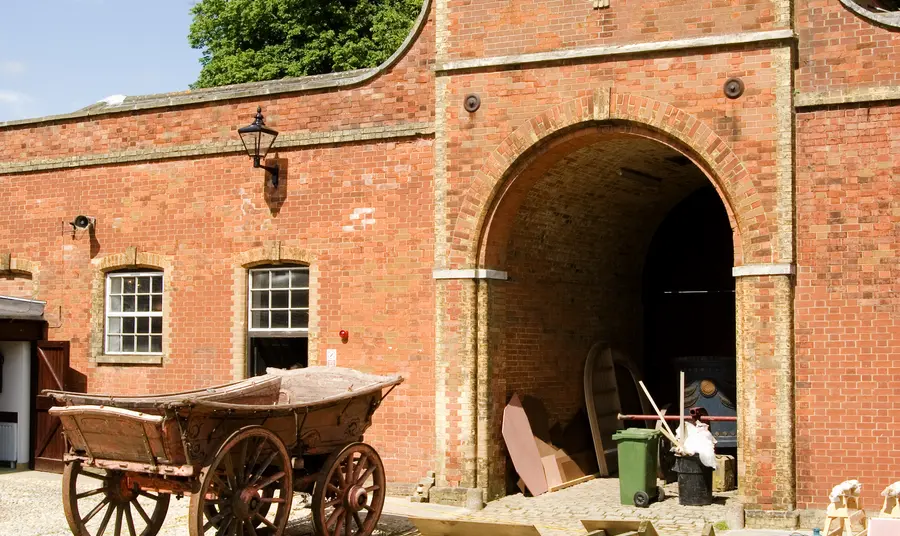 Front of Stockwood Discovery Centre