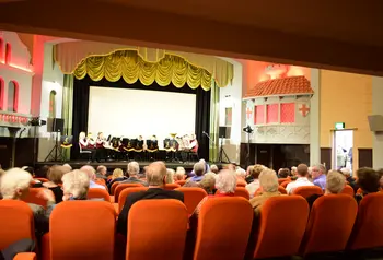 The main auditorium with the Campbeltown Brass Band entertaining the audience as the auditorium fills up 