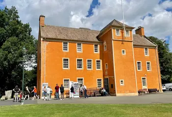 Pittencrieff Park in Dunfermline