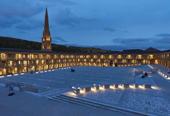 The Piece Hall at night