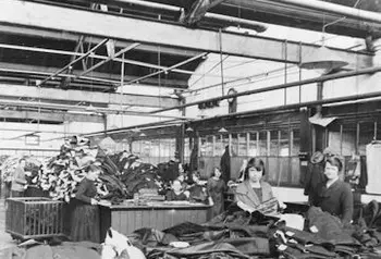 Newcastle Remembers: workers at Enderley Mills in 1916