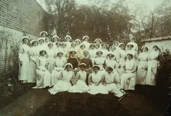 Edith (2nd row from the front, 4th from the left) at the nurse training school she ran in Brussels around 1912