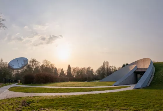 The First Light Pavilion at Jodrell Bank (right had side) with the Lovell telescope in the background (left hand side)