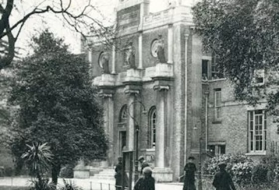 Ealing Public Library in 1910