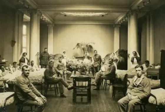 First World War troops in the Hatton Gallery used as a hospital during the war. Copyright Robinson Library Newcastle University