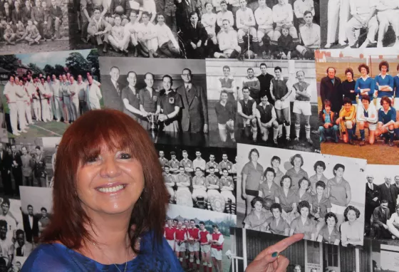 A community volunteer at the Manchester Jewish Museum