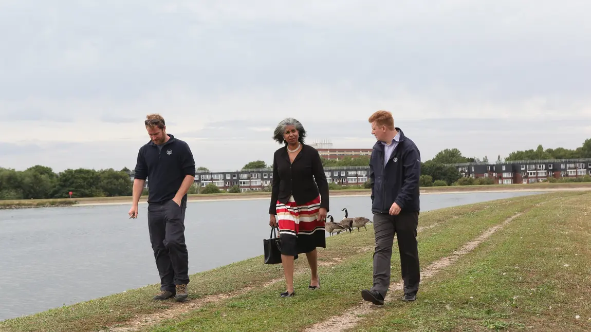 Blondel Cluff visits Walthamstow Wetlands