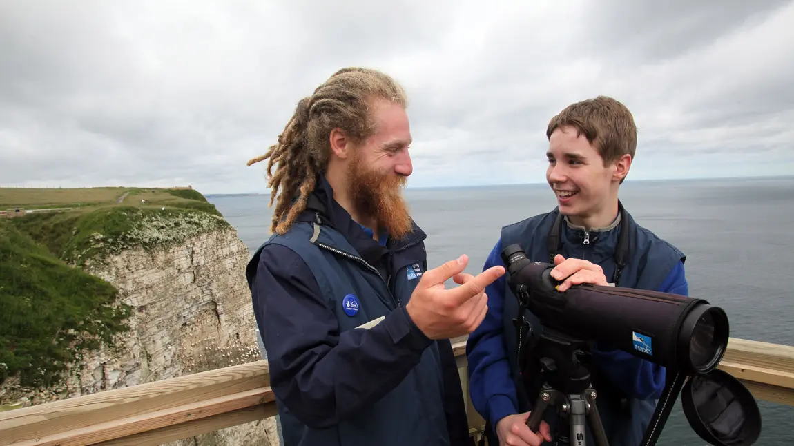 Leo and another Bempton Cliffs volunteer