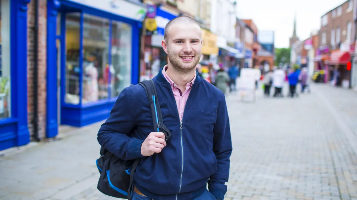 Daniel Longman in the street