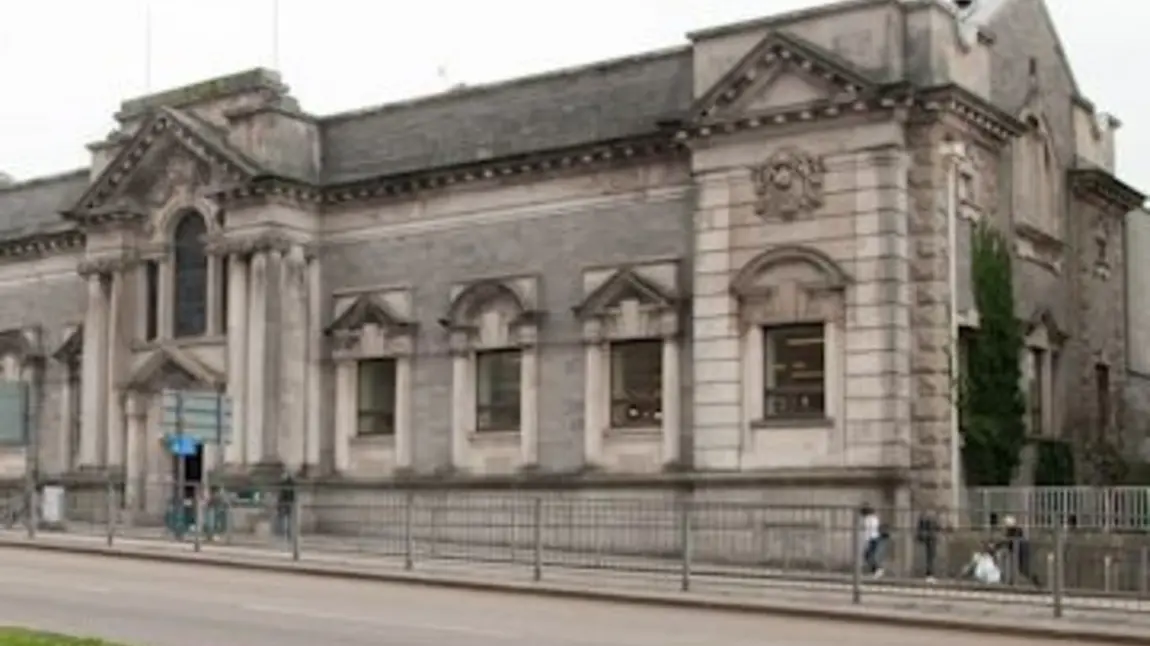 The current Plymouth Museum building on North Hill