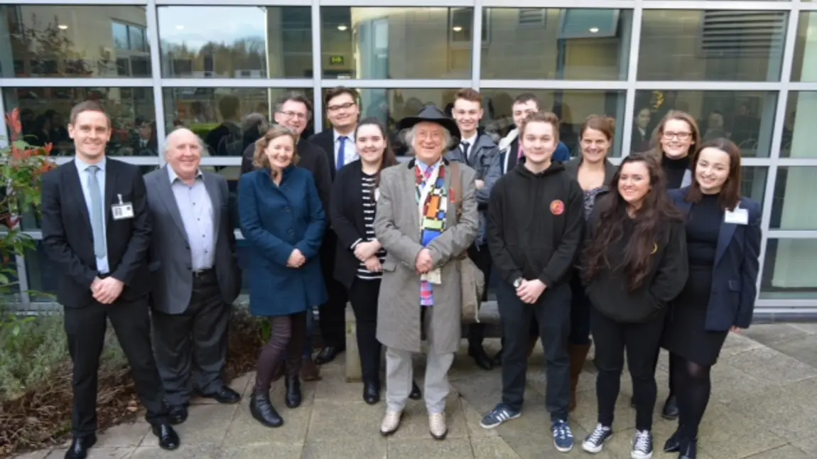 Noddy Holder with the project team